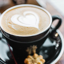 全景透视：海角网、海角 · 用户增长逻辑——深度解读